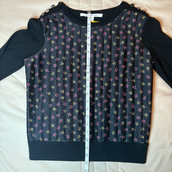 Diane Von Furstenberg Black Sweater with Pink Floral Design - Picture 4 of 8